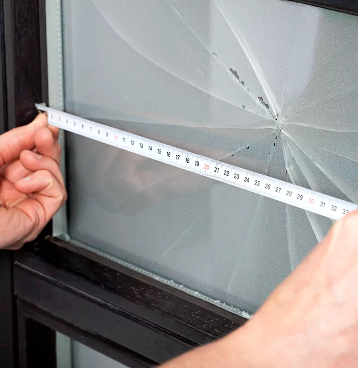 Storefront Glass Repair in Montreal, QC