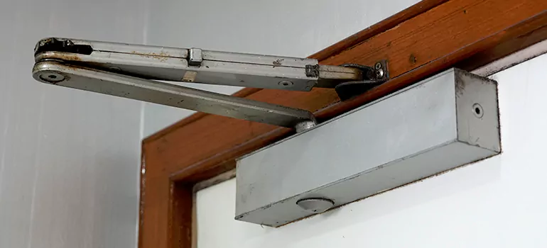 Door Closer Setup in Montreal, QC