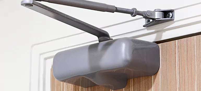 Garage Door Openers For Low Ceilings in Montreal, QC