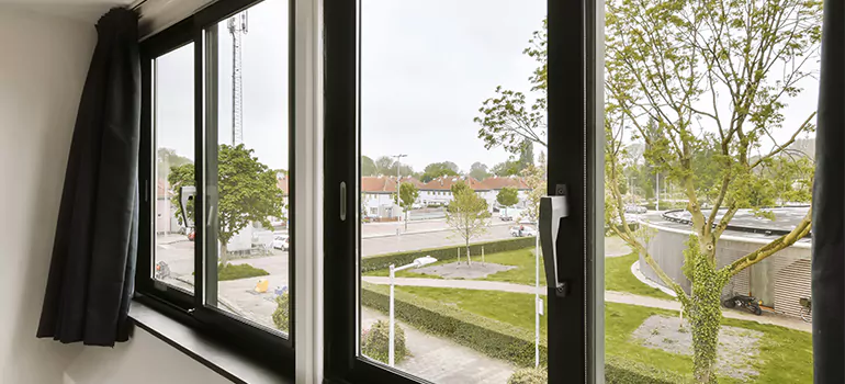 Aluminum End Vent Slider Windows in Montreal, Quebec
