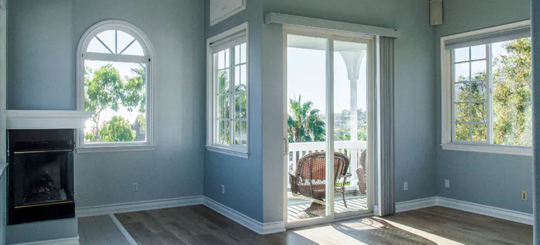 Glass Door Repair in Montreal, QC