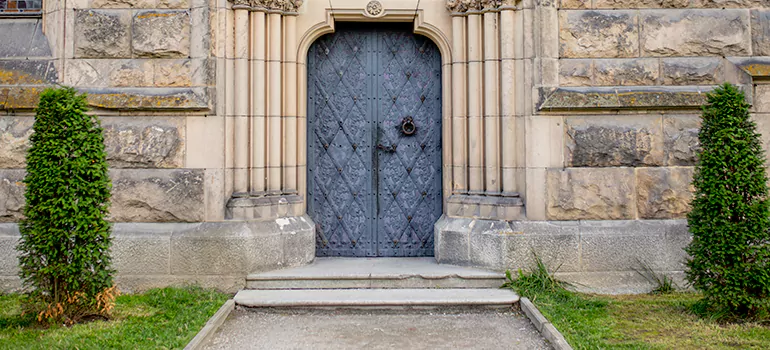 Traditional Double Front Doors in Pointe-Claire, Quebec