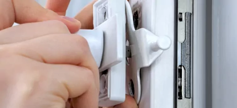 Window Lock Assembly in Montreal, QC
