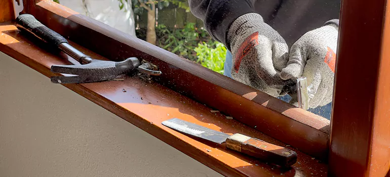 Vinyl Window Sash Repair in Montreal, Quebec
