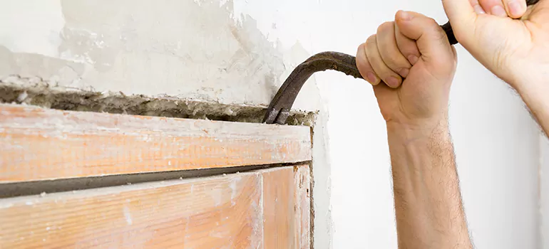 Metal Door Jamb Repair in Montreal, QC