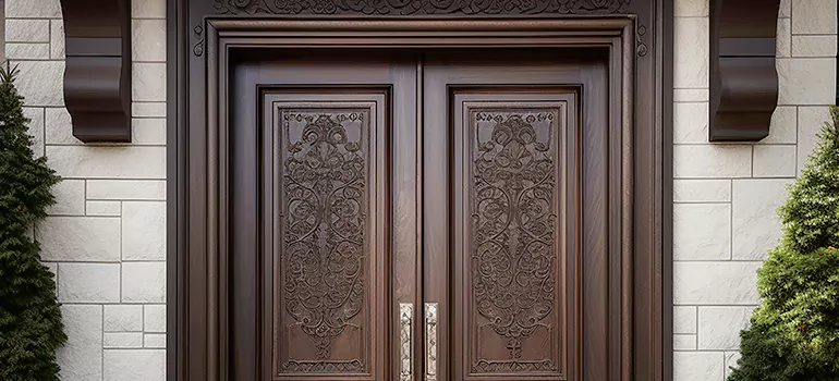 Front Door Moulding in Montreal, QC