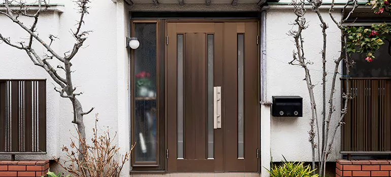 Auto Door Panel Repair in Montreal, Quebec
