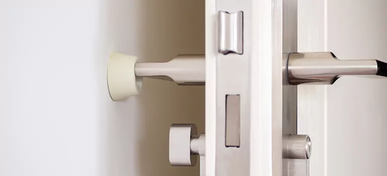 Half Moon Door Stop Installation in Saint-Eustache, QC