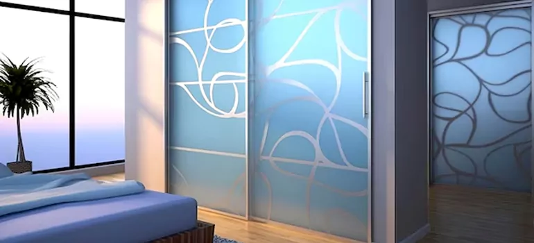 Frosting Glass Cabinet Doors in Montreal, QC