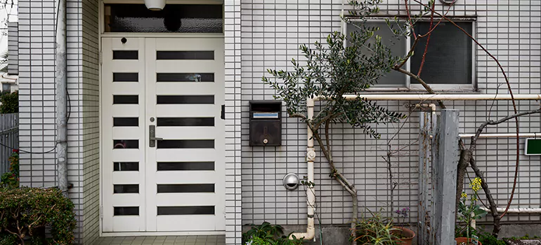 Custom Louvre Doors in Montreal, Quebec