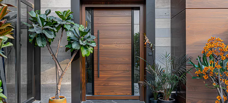 Custom Modern Doors Service in Montreal, QC