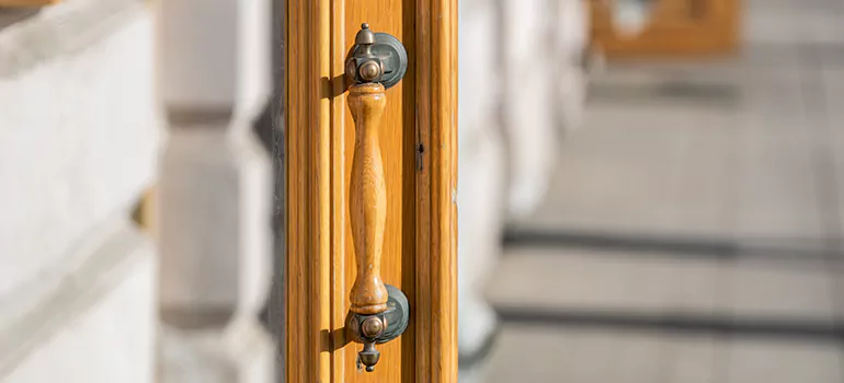 Wooden Pull Bar Installation in Montreal, Quebec