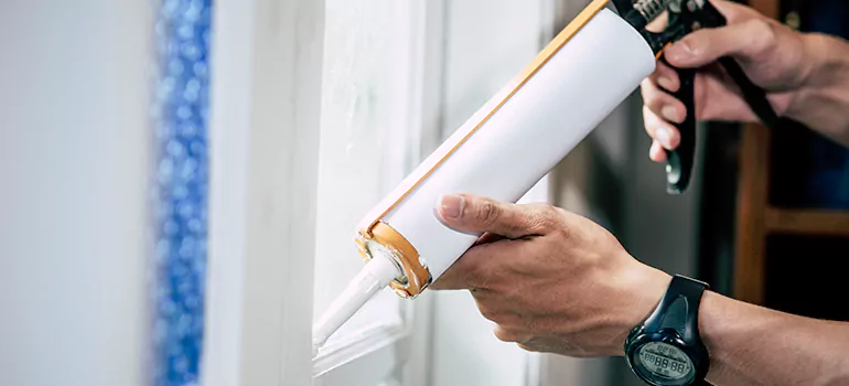 Residential Window Caulking in Montreal, Quebec