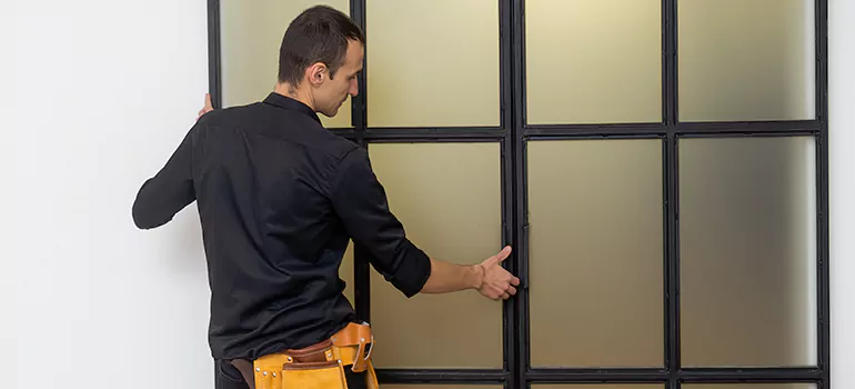 Vinyl Window Rail Installation Near Me in Montreal, QC