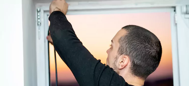 Bulb Weatherstripping For Windows in Montreal, QC